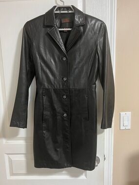 Gorgeous Danier Black Leather Coat - Classic Button Front